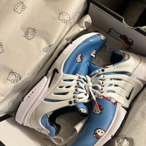 Hello Kitty x Air Presto 'University Blue'